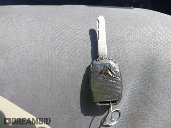 ✅ 2009 Honda Fit • VIN: JHMGE88219S008371 • Лот: 43083790. Опубликован ранее на IAAI с пробегом 192 723 миль. Бесплатный доступ к архиву аукционных продаж из США и подробный отчёт об истории автомобиля на DreamBid. Изображение 11.