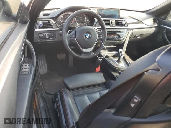 ✅ 2015 BMW 4 Series 435i • VIN: WBA3T3C56FP738377 • Lot: 86660255. Listed on Copart with 124,468 mi. Free auction sales archive from the USA and detailed vehicle history report at DreamBid. Image 8.
