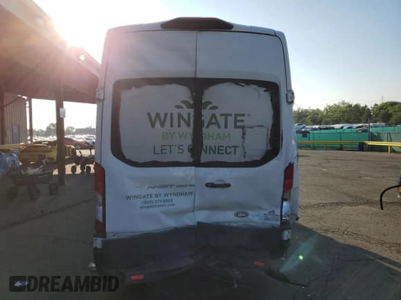 ✅ 2023 Ford Transit Passenger XL • VIN: 1FBVU4X89PKA32350 • Lot: 59896355. Listed on Copart with 268,200 mi. Free auction sales archive from the USA and detailed vehicle history report at DreamBid. Image 6.