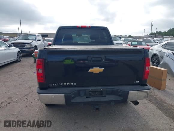 ✅ 2013 Chevrolet Silverado 1500 LTZ • VIN: 3GCPKTE23DG145622 • Lot: 42845877. Wystawiony na IAAI z przebiegiem 203 709 mil. Bezpłatny archiwum sprzedaży aukcyjnych z USA i szczegółowy raport historii pojazdu na DreamBid. Zdjęcie 16.