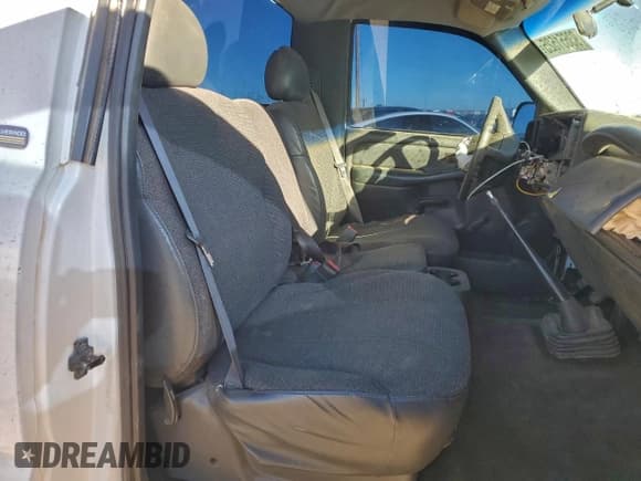 ✅ 1999 Chevrolet Silverado 1500 • VIN: 1GCEC14W2XE203065 • Лот: 93651525. Опубликован ранее на Copart с пробегом Не указан. Бесплатный доступ к архиву аукционных продаж из США и подробный отчёт об истории автомобиля на DreamBid. Изображение 10.