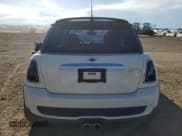 ✅ 2007 MINI Hardtop S • VIN: WMWMF73587TL84518 • Lot: 81157875. Listed on Copart with 93,154 mi. Free auction sales archive from the USA and detailed vehicle history report at DreamBid. Image 6.