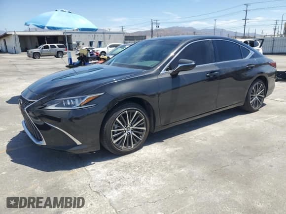 ✅ 2024 Lexus ES 350 • VIN: 58ADZ1B1XRU174235 • Lot: 69540265. Wystawiony na Copart z przebiegiem 20 802 mil. Bezpłatny archiwum sprzedaży aukcyjnych z USA i szczegółowy raport historii pojazdu na DreamBid. Zdjęcie 1.