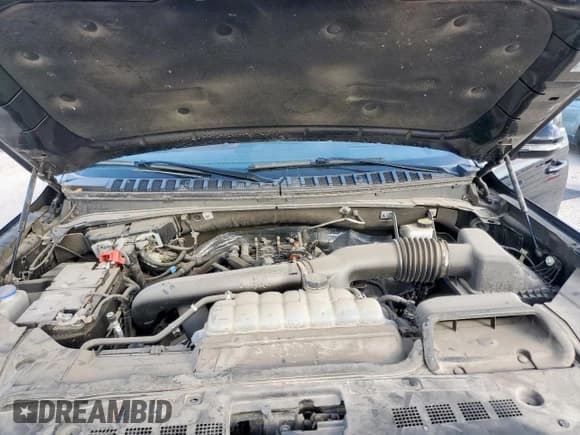 ✅ 2023 Lincoln Navigator Reserve • VIN: 5LMJJ2KG7PEL13740 • Lot: 92482445. Wystawiony na Copart z przebiegiem 47 495 mil. Bezpłatny archiwum sprzedaży aukcyjnych z USA i szczegółowy raport historii pojazdu na DreamBid. Zdjęcie 12.