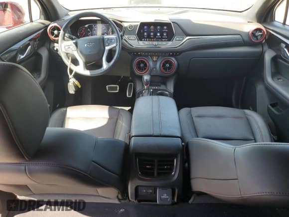 2020 Chevrolet Blazer RS z VIN 3GNKBERS5LS642724, wystawiony jako Copart lot #69592175 z przebiegiem 24 737 mil mil oraz Szkoda całkowita • Salvage title. Historia ofert i sprzedaży dostępna na DreamBid. Obrazek 8.