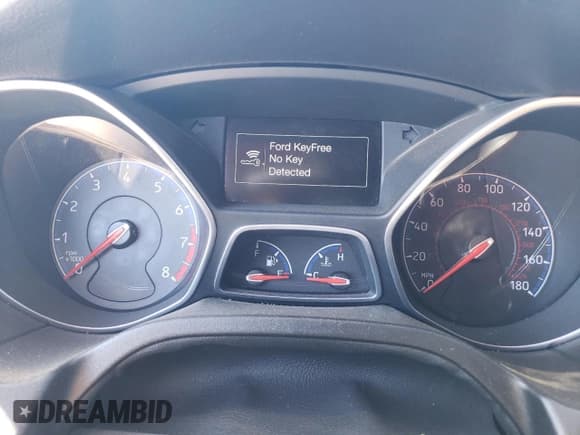 ✅ 2017 Ford Focus RS • VIN: WF0DP3TH8H4119335 • Лот: 69701045. Опубликован ранее на Copart с пробегом Не указан. Бесплатный доступ к архиву аукционных продаж из США и подробный отчёт об истории автомобиля на DreamBid. Изображение 9.