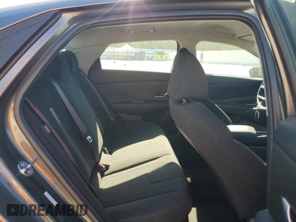 ✅ 2025 Hyundai Elantra Blue • VIN: KMHLM4DJ2SU143471 • Lot: 87416255. Listed on Copart with 1,297 mi. Free auction sales archive from the USA and detailed vehicle history report at DreamBid. Image 10.