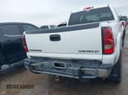 ✅ 2005 Chevrolet Silverado 2500HD LS • VIN: 1GCHK23U25F839031 • Lot: 41594750. Wystawiony na IAAI z przebiegiem 320 713 mil. Bezpłatny archiwum sprzedaży aukcyjnych z USA i szczegółowy raport historii pojazdu na DreamBid. Zdjęcie 16.