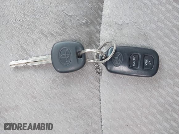 ✅ 2007 Toyota Highlander w/3rd Row • VIN: JTEEW21A670040600 • Lot: 41887388. Wystawiony na IAAI z przebiegiem 267 756 mil. Bezpłatny archiwum sprzedaży aukcyjnych z USA i szczegółowy raport historii pojazdu na DreamBid. Zdjęcie 11.