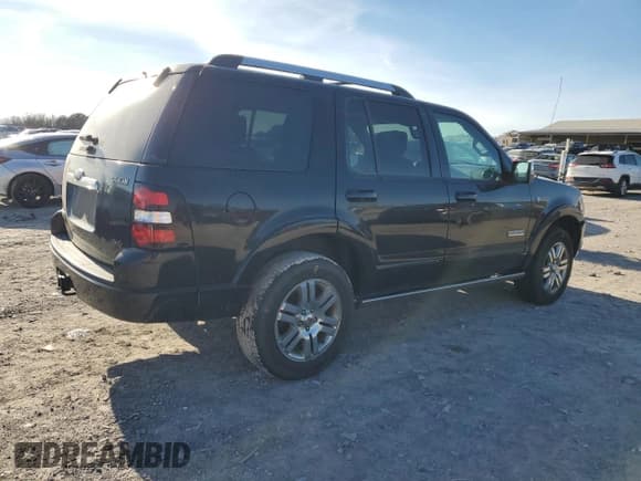 ✅ 2007 Ford Explorer Limited • VIN: 1FMEU758X7UA35631 • Lot: 91696805. Wystawiony na Copart z przebiegiem 307 353 mil. Bezpłatny archiwum sprzedaży aukcyjnych z USA i szczegółowy raport historii pojazdu na DreamBid. Zdjęcie 3.
