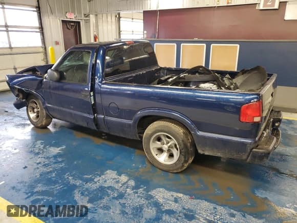 ✅ 2002 Chevrolet Blazer LS • VIN: 1GNCS13W4Y2188977 • Lot: 85123974. Wystawiony na Copart z przebiegiem 158 536 mil. Bezpłatny archiwum sprzedaży aukcyjnych z USA i szczegółowy raport historii pojazdu na DreamBid. Zdjęcie 2.