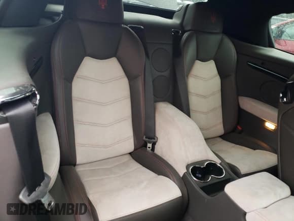 ✅ 2015 Maserati GranTurismo Sport • VIN: ZAM45VMA3F0139482 • Lot: 72653563. Listed on Copart with 23,872 mi. Free auction sales archive from the USA and detailed vehicle history report at DreamBid. Image 10.