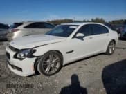 ✅ 2015 BMW 7 Series 750Li • VIN: WBAYE8C53FD781847 • Lot: 87216165. Wystawiony na Copart z przebiegiem 95 907 mil. Bezpłatny archiwum sprzedaży aukcyjnych z USA i szczegółowy raport historii pojazdu na DreamBid. Zdjęcie 1.
