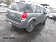 ✅ 2007 Saturn VUE I4 • VIN: 5GZCZ33D07S811121 • Lot: 41580986. Wystawiony na IAAI z przebiegiem 231 575 mil. Bezpłatny archiwum sprzedaży aukcyjnych z USA i szczegółowy raport historii pojazdu na DreamBid. Zdjęcie 4.