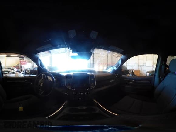 ✅ 2025 Ram 1500 Big Horn • VIN: 1C6SRFMP1SN536588 • Лот: 42641668. Опубликован ранее на IAAI с пробегом 4 743 миль. Бесплатный доступ к архиву аукционных продаж из США и подробный отчёт об истории автомобиля на DreamBid. Изображение 21.