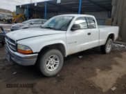 ✅ 2002 Dodge Dakota SLT • VIN: 1B7GG42N52S689177 • Lot: 42699345. Wystawiony na Copart z przebiegiem 167 471 mil. Bezpłatny archiwum sprzedaży aukcyjnych z USA i szczegółowy raport historii pojazdu na DreamBid. Zdjęcie 1.