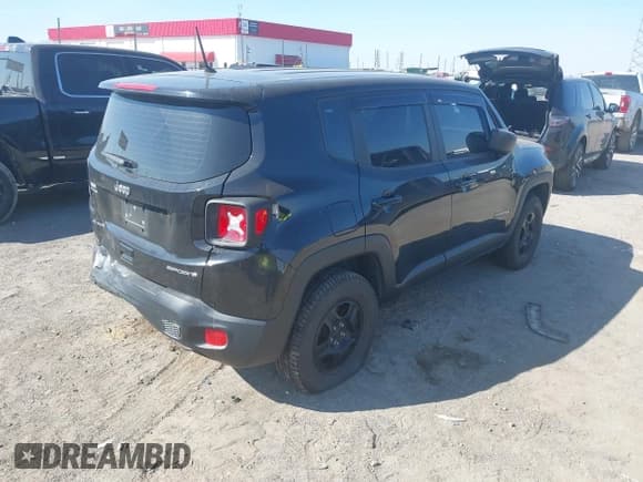 ✅ 2018 Jeep Renegade Sport • VIN: ZACCJBAB6JPH85612 • Lot: 41650807. Wystawiony na IAAI z przebiegiem 87 082 mil. Bezpłatny archiwum sprzedaży aukcyjnych z USA i szczegółowy raport historii pojazdu na DreamBid. Zdjęcie 4.