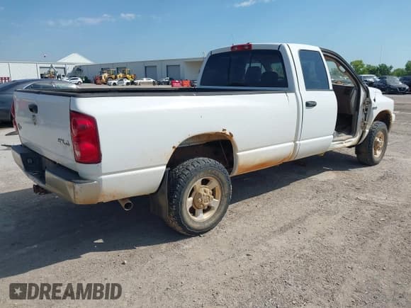 ✅ 2009 Dodge 2500 SLT • VIN: 3D7KS28T19G501622 • Лот: 42231957. Опубликован ранее на IAAI с пробегом 225 536 миль. Бесплатный доступ к архиву аукционных продаж из США и подробный отчёт об истории автомобиля на DreamBid. Изображение 4.