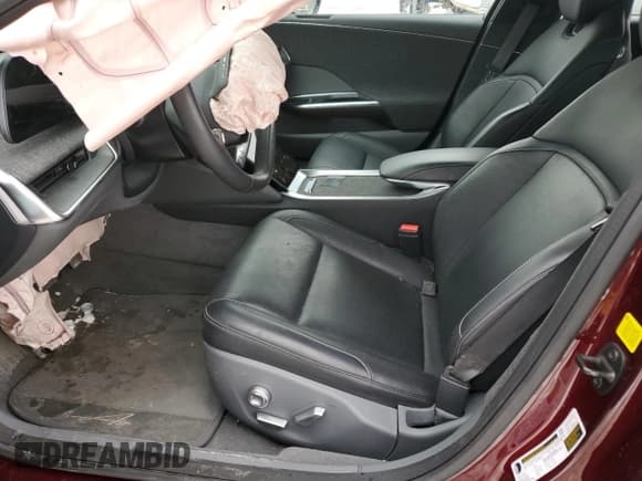 ✅ 2023 Lucid Air Pure • VIN: 50EA1PFA7PA009093 • Lot: 45030945. Wystawiony na Copart z przebiegiem 40 349 mil. Bezpłatny archiwum sprzedaży aukcyjnych z USA i szczegółowy raport historii pojazdu na DreamBid. Zdjęcie 7.