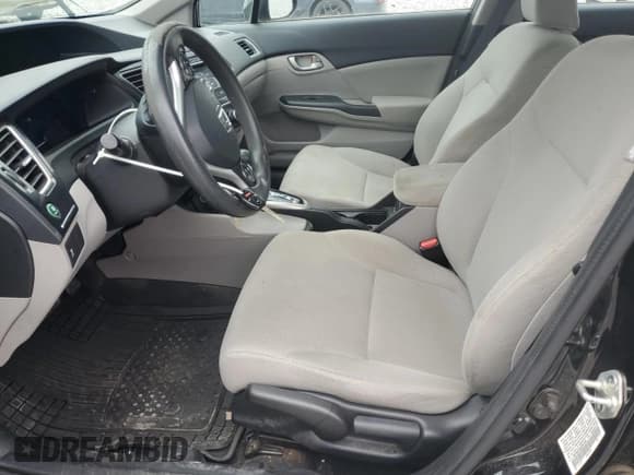 ✅ 2013 Honda Civic LX • VIN: 19XFB2F53DE047264 • Lot: 81806725. Wystawiony na Copart z przebiegiem 61 463 mil. Bezpłatny archiwum sprzedaży aukcyjnych z USA i szczegółowy raport historii pojazdu na DreamBid. Zdjęcie 7.