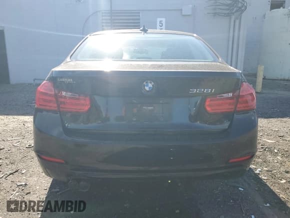 ✅ 2012 BMW 3 Series 328i • VIN: WBA3A5C54CF345030 • Lot: 91136155. Listed on Copart with 98,049 mi. Free auction sales archive from the USA and detailed vehicle history report at DreamBid. Image 6.