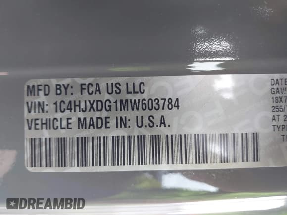 ✅ 2021 Jeep Wrangler Unlimited Sport Altitude • VIN: 1C4HJXDG1MW603784 • Lot: 41509231. Wystawiony na IAAI z przebiegiem 102 567 mil. Bezpłatny archiwum sprzedaży aukcyjnych z USA i szczegółowy raport historii pojazdu na DreamBid. Zdjęcie 9.