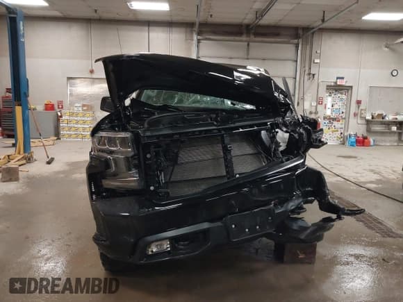 ✅ 2021 Chevrolet Silverado 1500 RST • VIN: 1GCUYEED8MZ434820 • Lot: 42314650. Wystawiony na IAAI z przebiegiem Nie podano. Bezpłatny archiwum sprzedaży aukcyjnych z USA i szczegółowy raport historii pojazdu na DreamBid. Zdjęcie 12.