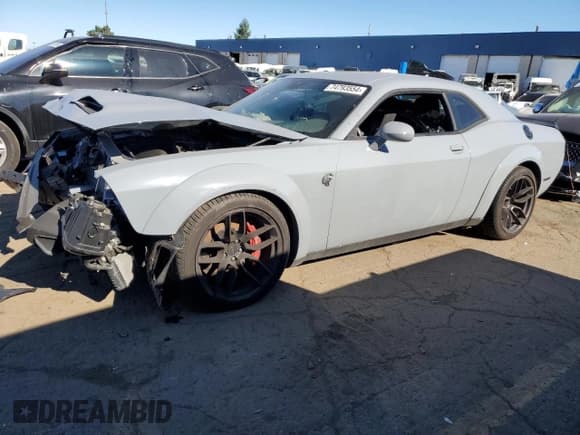 ✅ 2020 Dodge Challenger SRT Hellcat Widebody • VIN: 2C3CDZC99LH246145 • Lot: 74793554. Wystawiony na Copart z przebiegiem 10 636 mil. Bezpłatny archiwum sprzedaży aukcyjnych z USA i szczegółowy raport historii pojazdu na DreamBid. Zdjęcie 1.