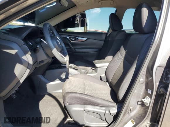 ✅ 2017 Nissan Rogue S • VIN: 5N1AT2MT7HC848202 • Lot: 90472605. Listed on Copart with 186,586 mi. Free auction sales archive from the USA and detailed vehicle history report at DreamBid. Image 7.