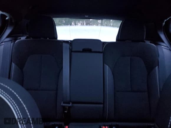 ✅ 2022 Volvo XC40 Twin Plus • VIN: YV4ED3UR9N2764331 • Lot: 72852362. Wystawiony na Copart z przebiegiem Nie podano. Bezpłatny archiwum sprzedaży aukcyjnych z USA i szczegółowy raport historii pojazdu na DreamBid. Zdjęcie 10.