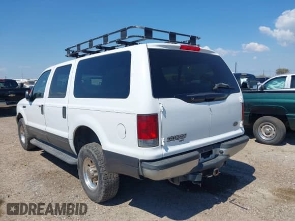 ✅ 2003 Ford Excursion Special Serv • VIN: 1FMNU40S73EA49833 • Лот: 43277750. Опубликован ранее на IAAI с пробегом 285 546 миль. Бесплатный доступ к архиву аукционных продаж из США и подробный отчёт об истории автомобиля на DreamBid. Изображение 3.