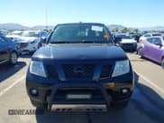 ✅ 2017 Nissan Frontier SV • VIN: 1N6AD0EV7HN715656 • Lot: 43472468. Wystawiony na IAAI z przebiegiem 142 490 mil. Bezpłatny archiwum sprzedaży aukcyjnych z USA i szczegółowy raport historii pojazdu na DreamBid. Zdjęcie 12.