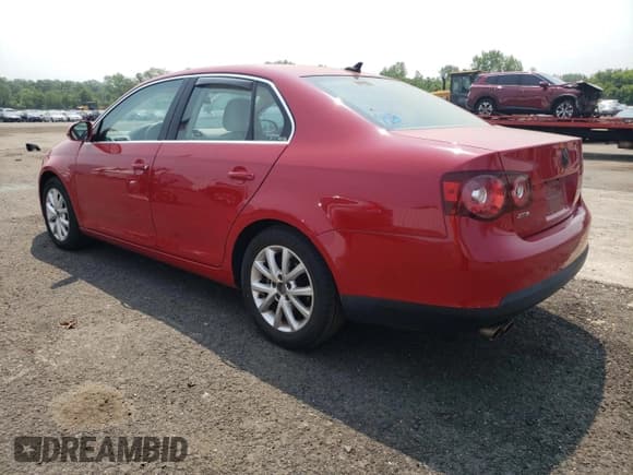 ✅ 2010 Volkswagen Jetta SE • VIN: 3VWRZ7AJ4AM059304 • Lot: 59497295. Wystawiony na Copart z przebiegiem 114 957 mil. Bezpłatny archiwum sprzedaży aukcyjnych z USA i szczegółowy raport historii pojazdu na DreamBid. Zdjęcie 2.