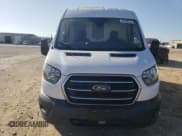 ✅ 2020 Ford Transit Cargo • VIN: 1FTYE1C82LKA13465 • Lot: 87039174. Wystawiony na Copart z przebiegiem Nie podano. Bezpłatny archiwum sprzedaży aukcyjnych z USA i szczegółowy raport historii pojazdu na DreamBid. Zdjęcie 5.
