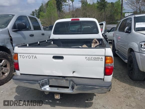 ✅ 2001 Toyota Tacoma PreRunner • VIN: 5TEGN92N21Z831451 • Lot: 41928274. Wystawiony na IAAI z przebiegiem Nie podano. Bezpłatny archiwum sprzedaży aukcyjnych z USA i szczegółowy raport historii pojazdu na DreamBid. Zdjęcie 16.