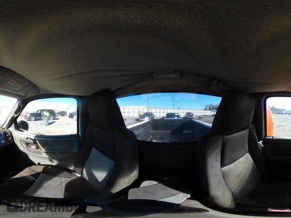 ✅ 2005 Ford Ranger XL • VIN: 1FTYR10U45PA71332 • Лот: 43606032. Опубликован ранее на IAAI с пробегом 234 378 миль. Бесплатный доступ к архиву аукционных продаж из США и подробный отчёт об истории автомобиля на DreamBid. Изображение 18.