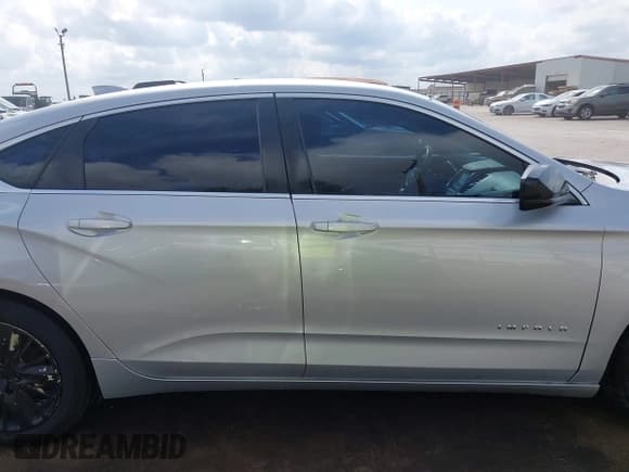 ✅ 2015 Chevrolet Impala LS • VIN: 2G11X5SL5F9217586 • Лот: 43497473. Опубликован ранее на IAAI с пробегом 270 940 миль. Бесплатный доступ к архиву аукционных продаж из США и подробный отчёт об истории автомобиля на DreamBid. Изображение 13.