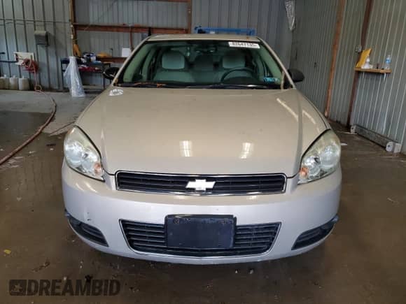 2011 Chevrolet Impala LT Fleet z VIN 2G1WG5EK5B1256163, wystawiony jako Copart lot #82647135 z przebiegiem 120 697 mil mil oraz Szkoda całkowita • Salvage title. Historia ofert i sprzedaży dostępna na DreamBid. Obrazek 5.