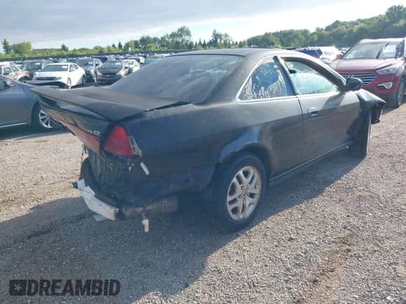 2001 Honda Accord EX с VIN 1HGCG22561A034048, выставлен на аукционе IAAI как лот 43006592 с пробегом 222 154 миль миль и . История ставок и продаж доступна на DreamBid. Изображение 4.