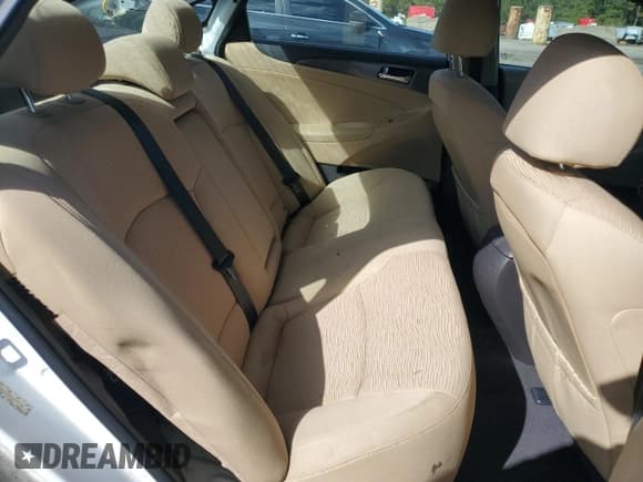 ✅ 2015 Hyundai Sonata • VIN: KMHEC4A4XFA137712 • Лот: 86447615. Опубликован ранее на Copart с пробегом 161 858 миль. Бесплатный доступ к архиву аукционных продаж из США и подробный отчёт об истории автомобиля на DreamBid. Изображение 10.