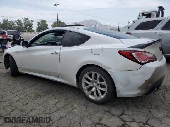 ✅ 2013 Hyundai Genesis Coupe Premium • VIN: KMHHT6KD5DU097848 • Lot: 62369675. Wystawiony na Copart z przebiegiem 166 823 mil. Bezpłatny archiwum sprzedaży aukcyjnych z USA i szczegółowy raport historii pojazdu na DreamBid. Zdjęcie 2.
