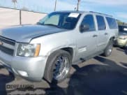 ✅ 2010 Chevrolet Suburban LS • VIN: 1GNUCHE02AR204383 • Lot: 41891591. Listed on IAAI with 177,584 mi. Free auction sales archive from the USA and detailed vehicle history report at DreamBid. Image 6.
