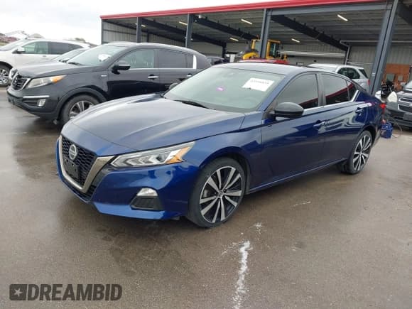 ✅ 2021 Nissan Altima SR • VIN: 1N4BL4CV2MN313922 • Лот: 43548835. Опубликован ранее на IAAI с пробегом 74 507 миль. Бесплатный доступ к архиву аукционных продаж из США и подробный отчёт об истории автомобиля на DreamBid. Изображение 19.