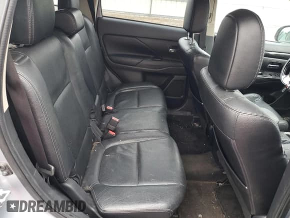 ✅ 2016 Mitsubishi Outlander GT • VIN: JA4JZ4AX6GZ054609 • Lot: 86527045. Listed on Copart with 229,833 mi. Free auction sales archive from the USA and detailed vehicle history report at DreamBid. Image 11.