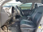 ✅ 2017 Toyota RAV4 Limited • VIN: JTMDJREV9HD121847 • Lot: 71716225. Wystawiony na Copart z przebiegiem 147 551 mil. Bezpłatny archiwum sprzedaży aukcyjnych z USA i szczegółowy raport historii pojazdu na DreamBid. Zdjęcie 7.