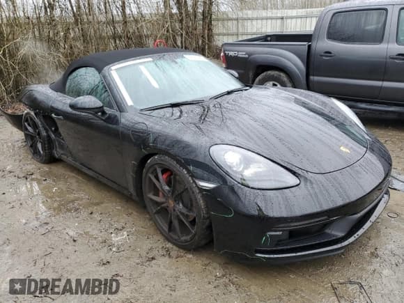 ✅ 2018 Porsche 718 Boxster S • VIN: WP0CB2A87JS228803 • Lot: 37841983. Listed on Copart with 12,669 mi. Free auction sales archive from the USA and detailed vehicle history report at DreamBid. Image 4.