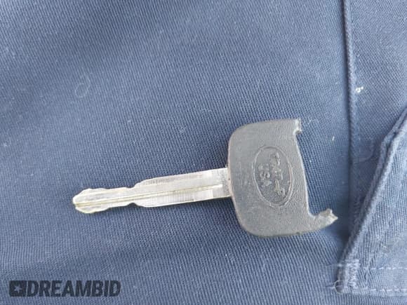 ✅ 2000 Toyota 4Runner • VIN: JT3GM84R0Y0055140 • Lot: 42696053. Listed on IAAI with 183,711 mi. Free auction sales archive from the USA and detailed vehicle history report at DreamBid. Image 11.