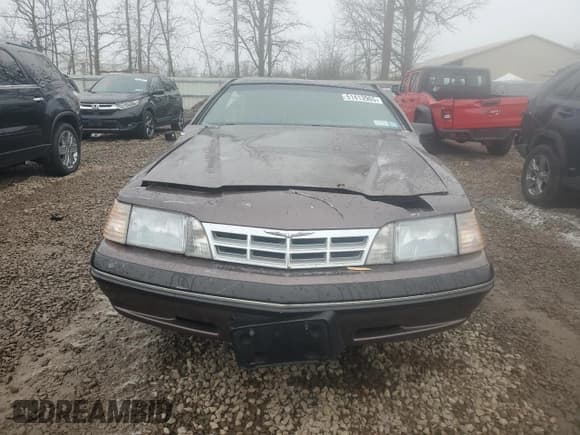 ✅ 1987 Ford Thunderbird • VIN: 1FABP62F3HH117938 • Lot: 51413965. Listed on Copart with 69,901 mi. Free auction sales archive from the USA and detailed vehicle history report at DreamBid. Image 5.