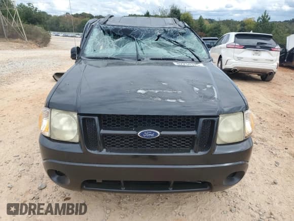 ✅ 2003 Ford Explorer Sport Trac XLS • VIN: 1FMZU67E03UA33086 • Lot: 82234375. Wystawiony na Copart z przebiegiem 228 575 mil. Bezpłatny archiwum sprzedaży aukcyjnych z USA i szczegółowy raport historii pojazdu na DreamBid. Zdjęcie 5.