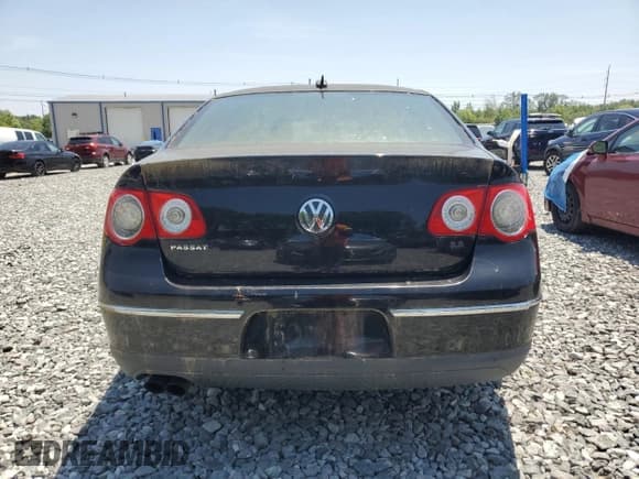 ✅ 2006 Volkswagen Passat 3.6L V6 • VIN: WVWCU73C06P132434 • Lot: 60893035. Listed on Copart with 160,093 mi. Free auction sales archive from the USA and detailed vehicle history report at DreamBid. Image 6.